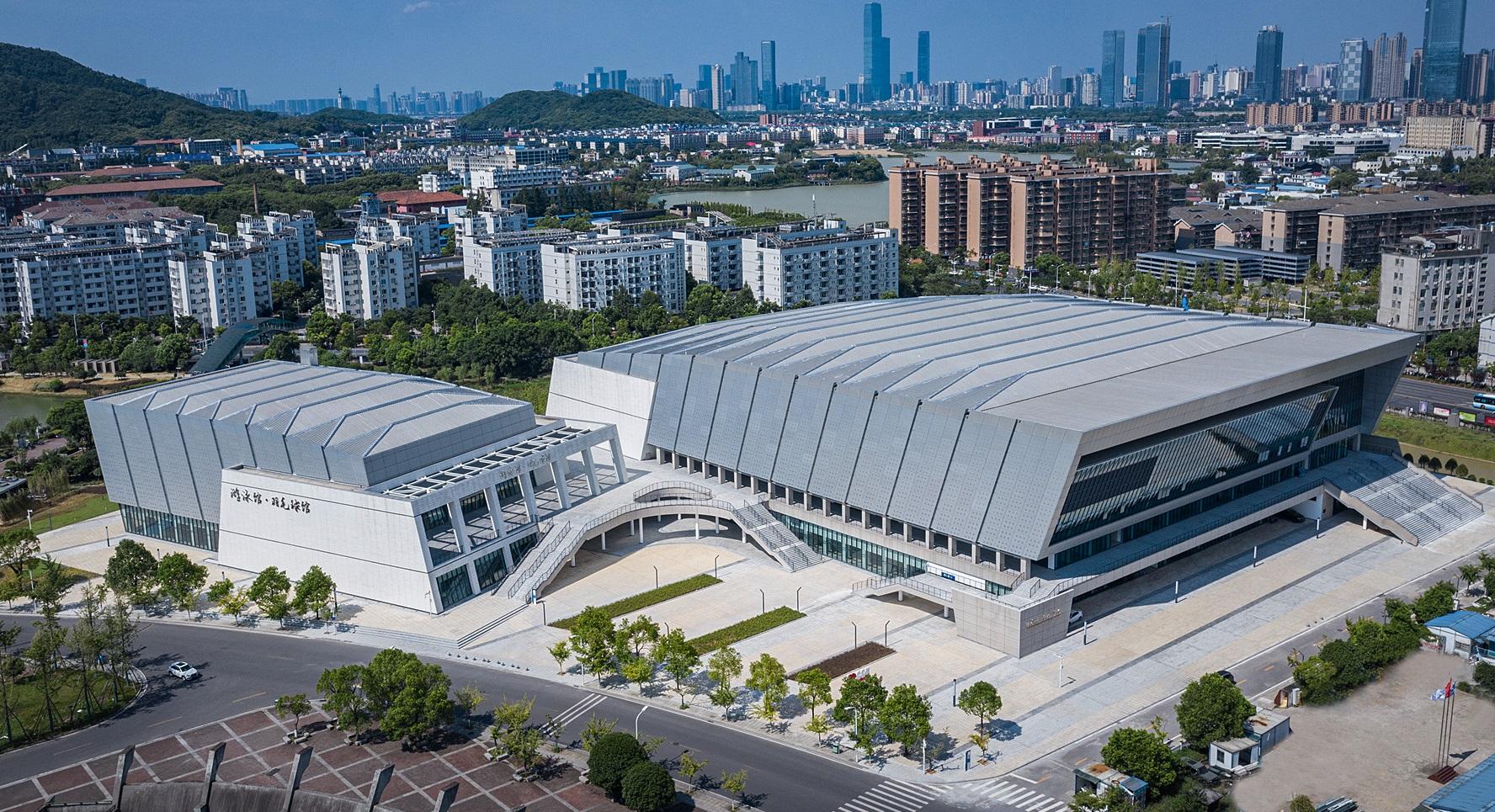 公司承建的中南大学新校区体育馆（游泳馆）建设工程荣获两项（土建、装置）中国建设工程鲁班奖